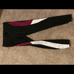 PINK Yoga leggings